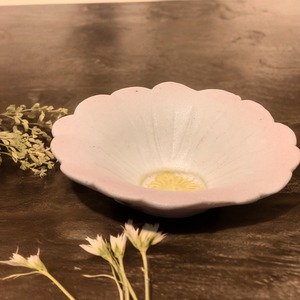 【'24 春】【母の日】 Flower Carnation カーネーション 花豆皿(幅7cm)