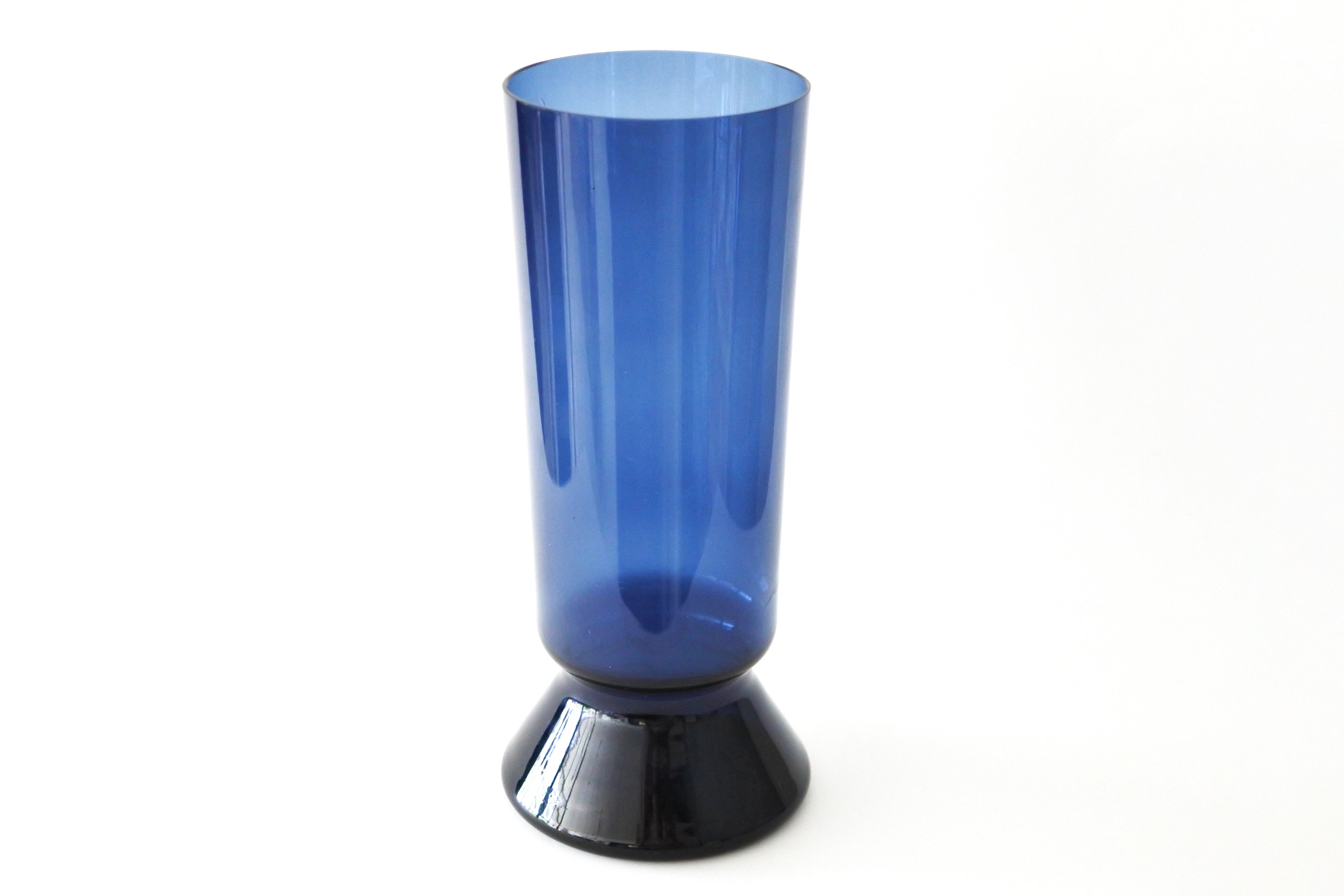 vintage NUUTAJÄRVI VILJA glass vase / ヴィンテージ ヌータヤルヴィ