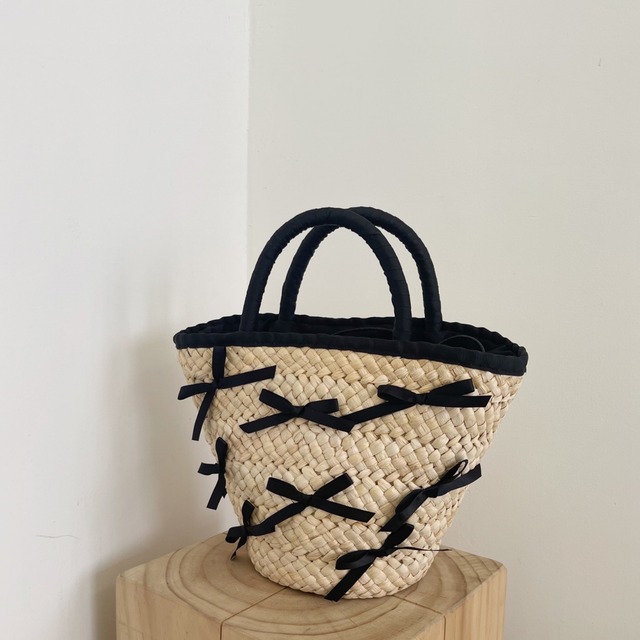 Ribbon decorative straw handbag　A210357