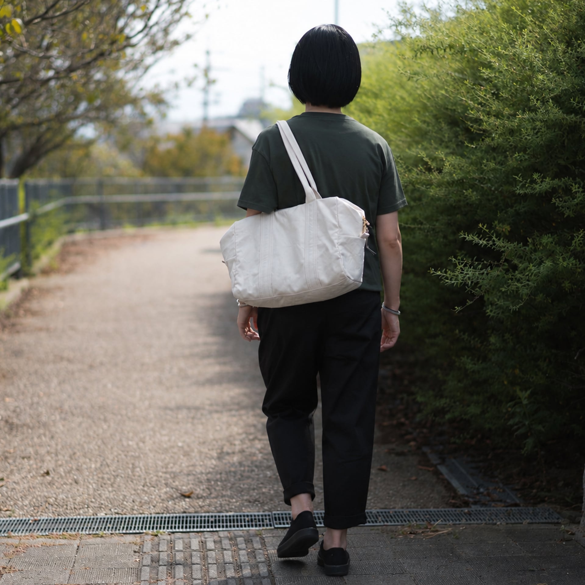 帆布のボストンバッグM 生成り | Fuku