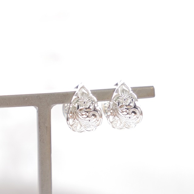 ハワイアンのしずく型リバーシブルワンタッチイヤリング シルバー《送料無料》