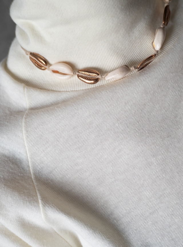 unknown used Cowrie and brass necklace