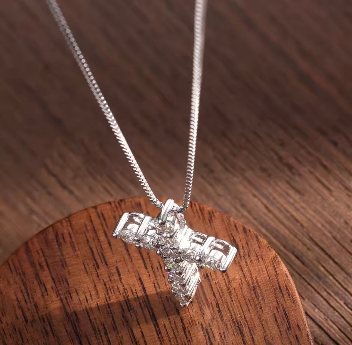 日常に本物を】モアサナイト×S925クロスネックレス | Stellux