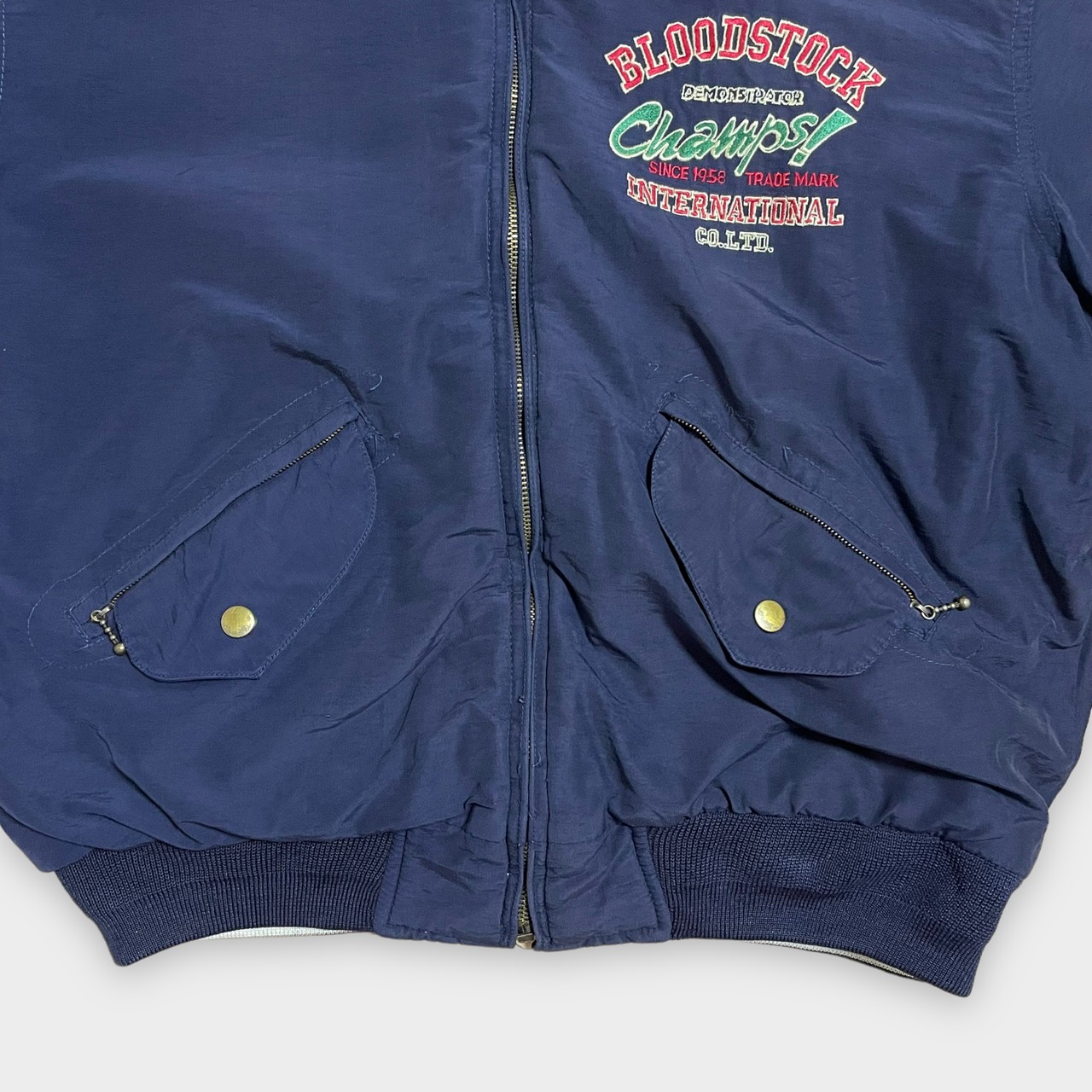 【BLOODSTOCK】ブルゾン ジャンパー 刺繍 バックロゴ アーチロゴ 中綿ジャケット リバーシブルジャケット レトロ フルジップ ジップアップ M US古着