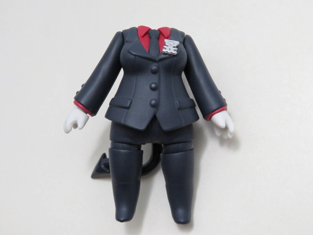 再入荷（A−ランク）【1622】 ルシファー 体パーツ スーツ　ねんどろいど