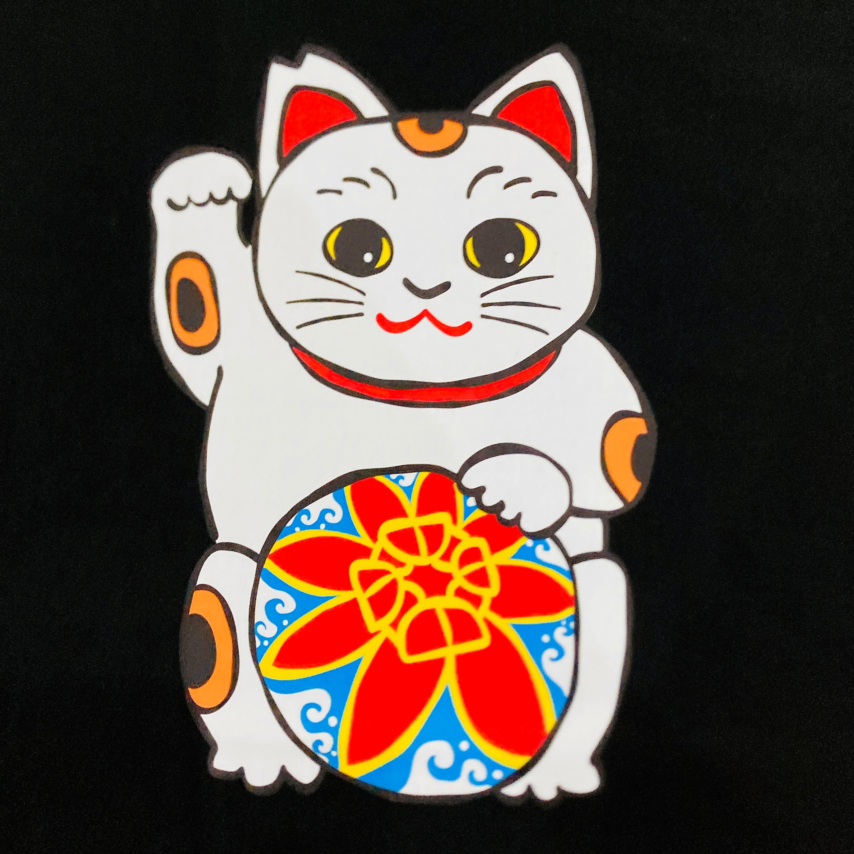 OKINAWA LUCKY CAT(沖縄招き猫)』Tシャツ(三毛猫・黒T) | 海猫商店