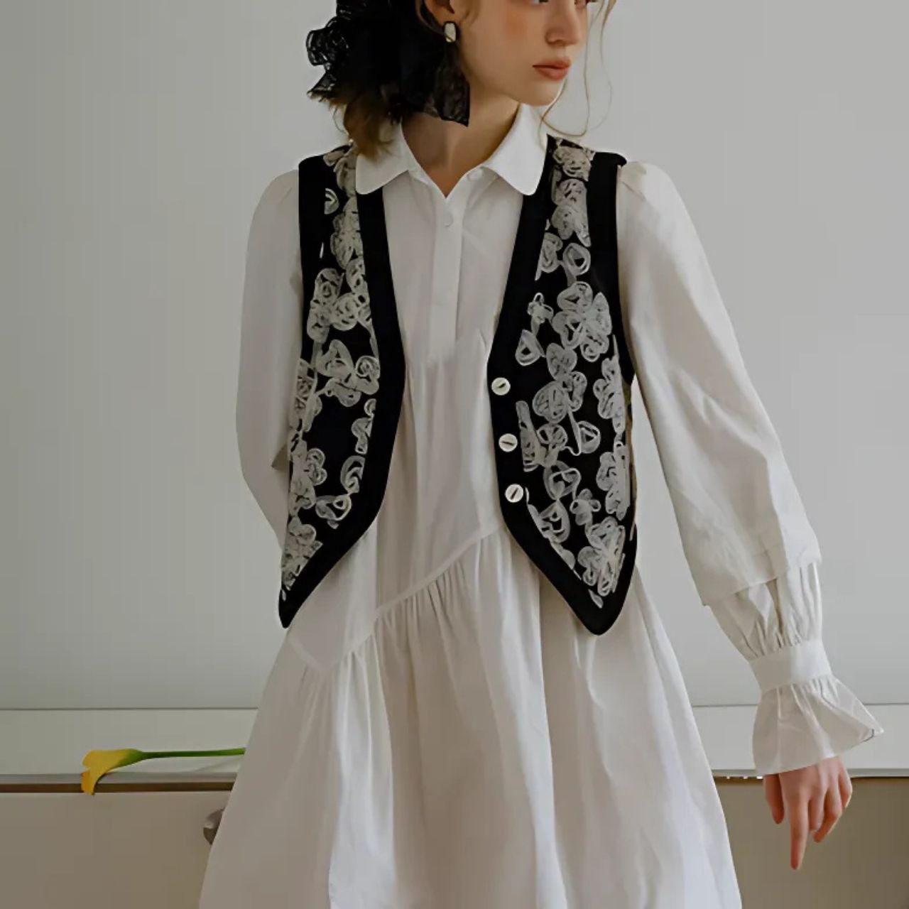 Flower Embroidery Vest F0276