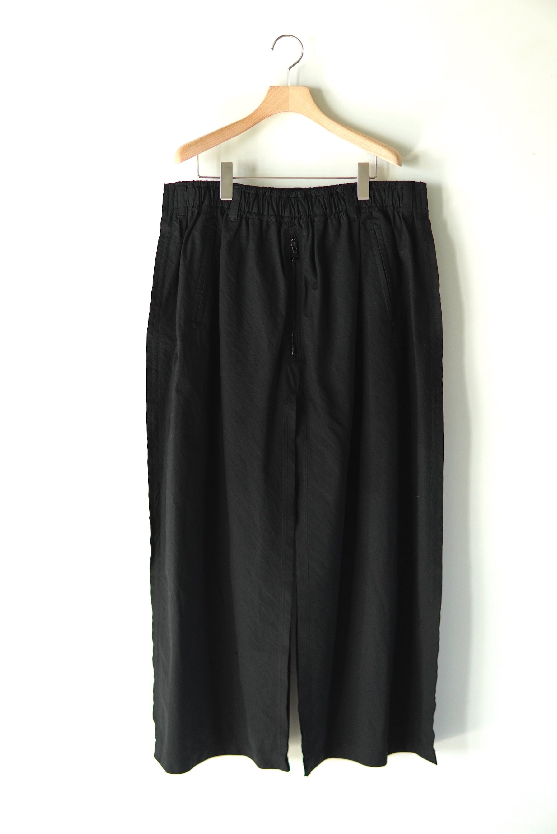 i'm here : / " SLIT " PANTS
