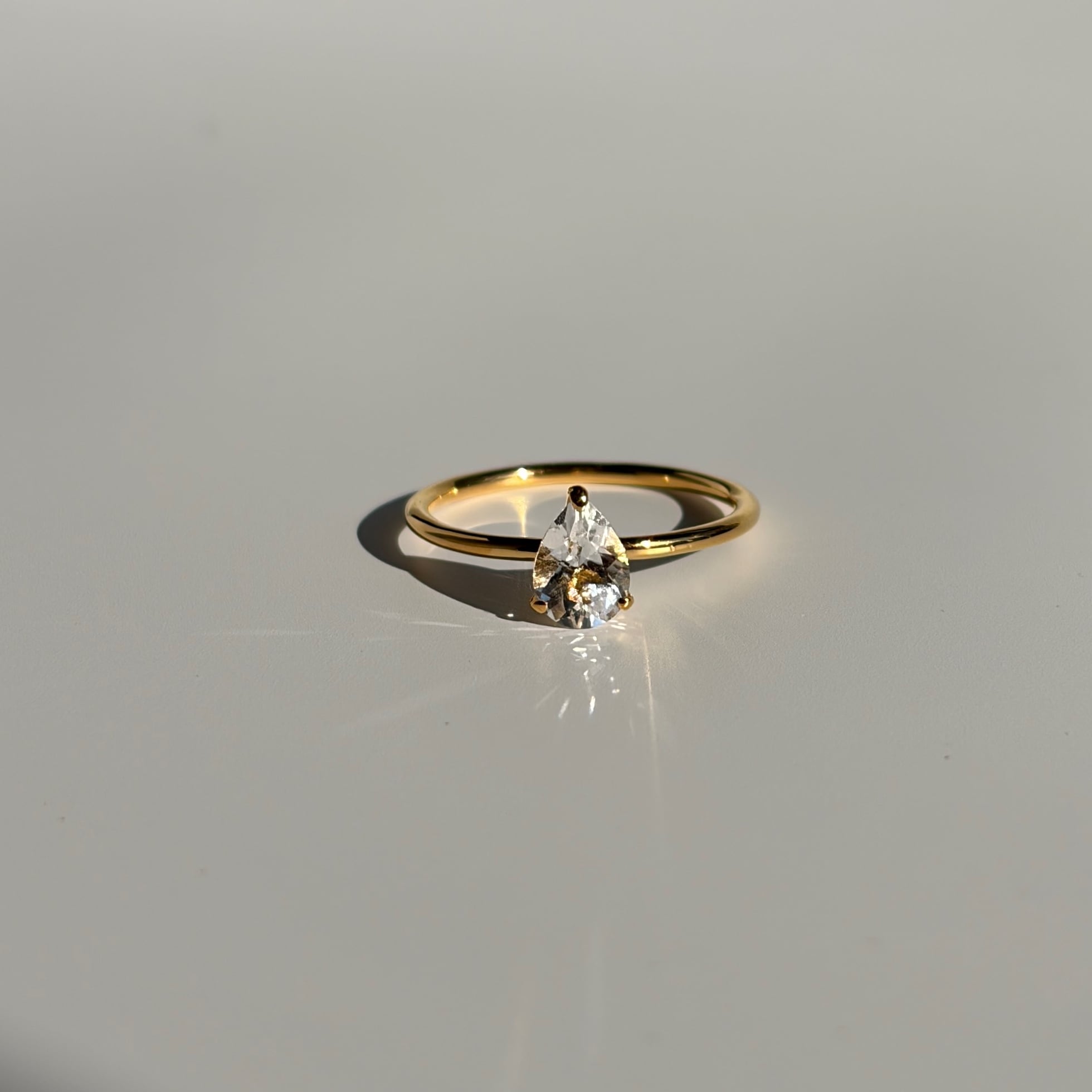 【teardrop ring】~ダンビュライト~