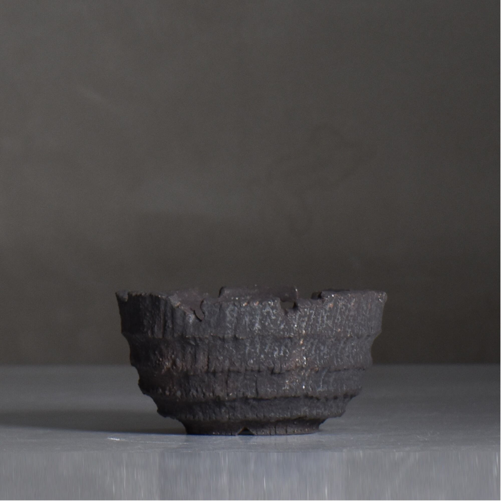 菊地元野 / AVOCADO BORDER ブラック 04/S/ 約φ10cm / 植木鉢