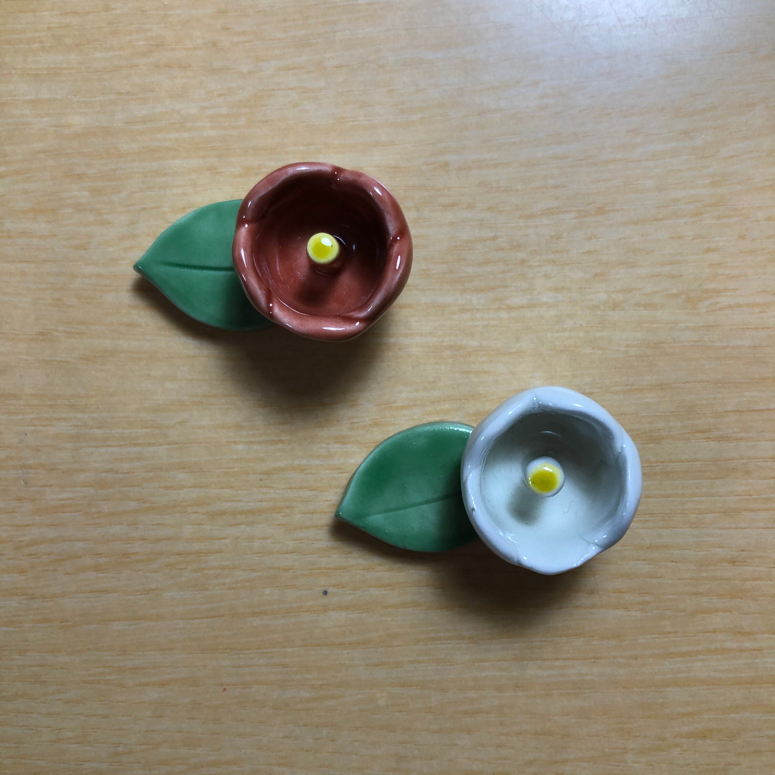 椿　箸置き赤椿/白椿