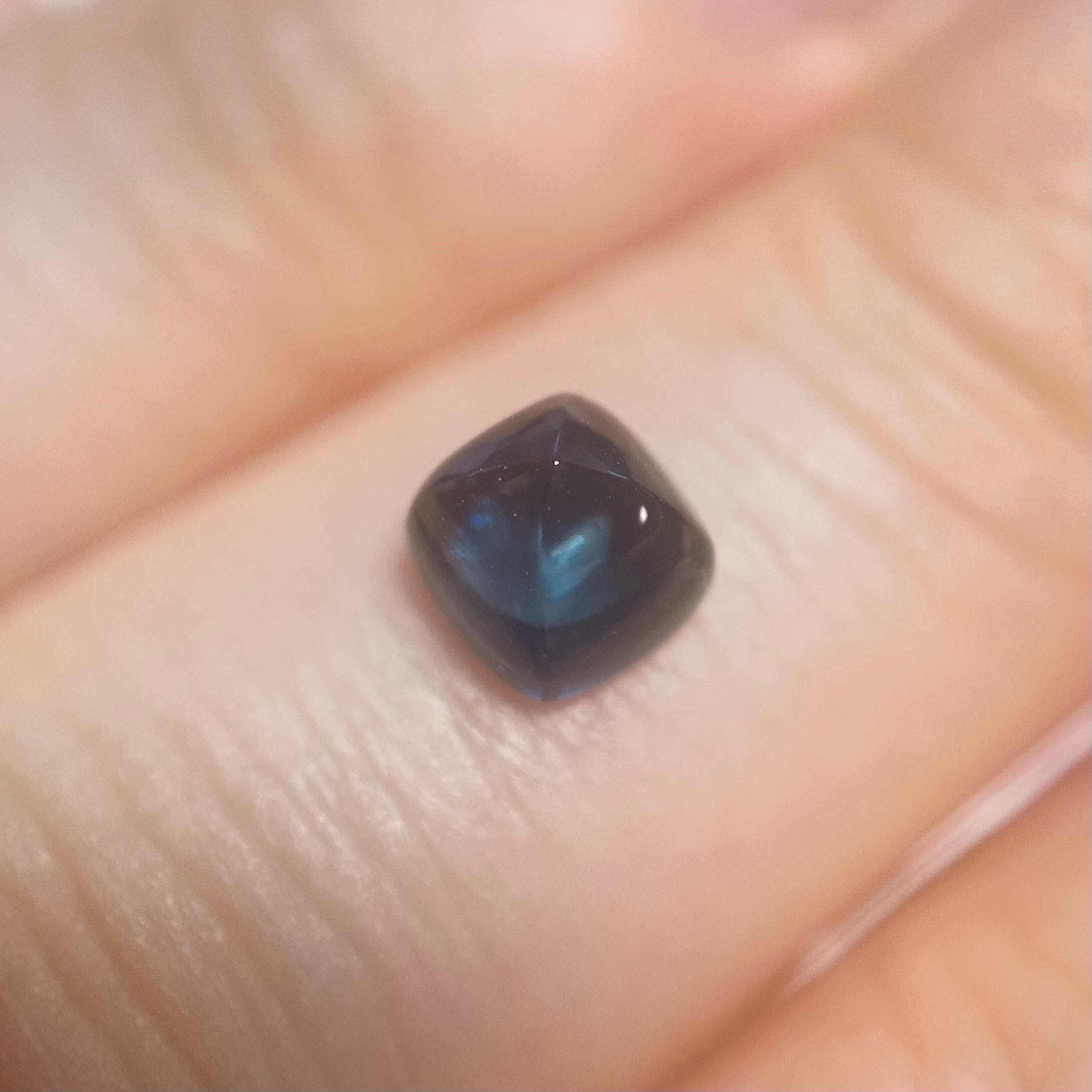 コロンとかわいいロンドンブルートパーズ1