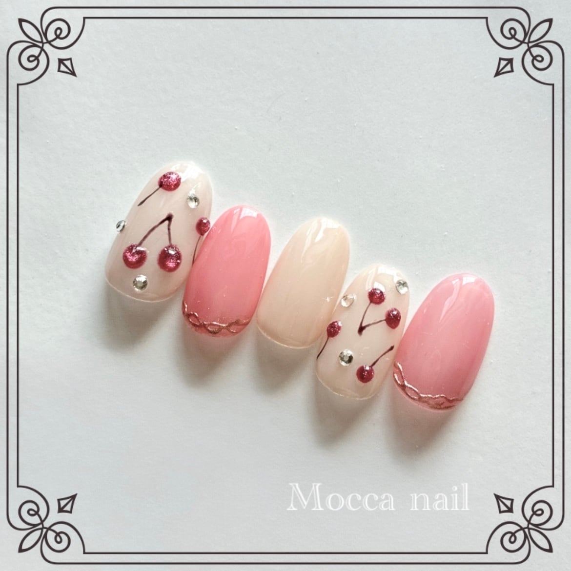 サイズオーダー】モダンさくらんぼネイルチップ