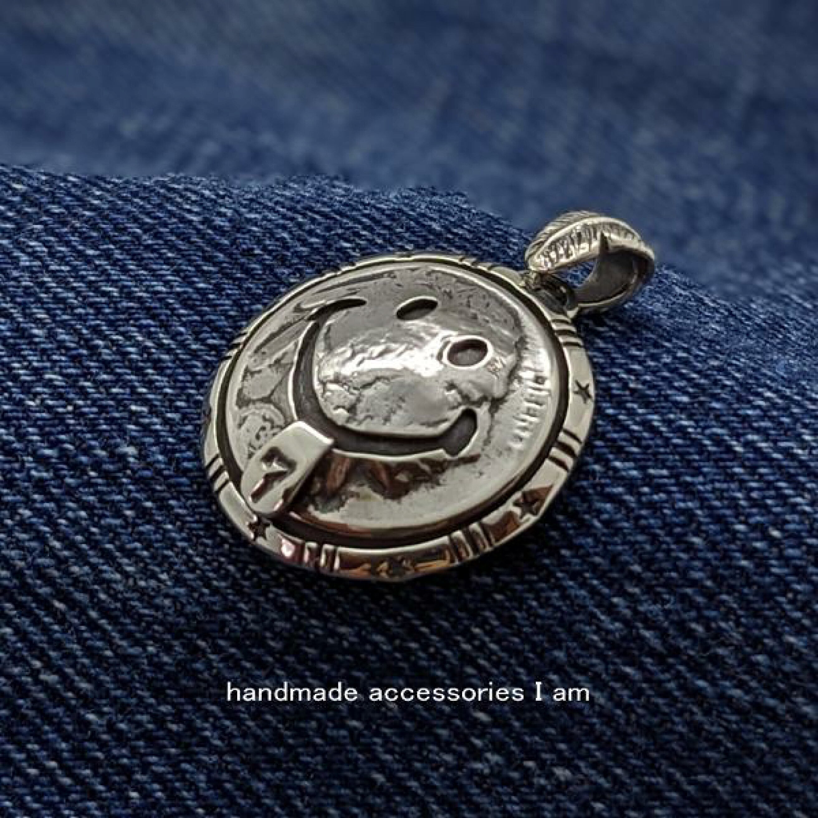 シルバー製涙型コンパスペンダント 受注生産商品 7 スマイルコイン コンチョペンダント シルバー925