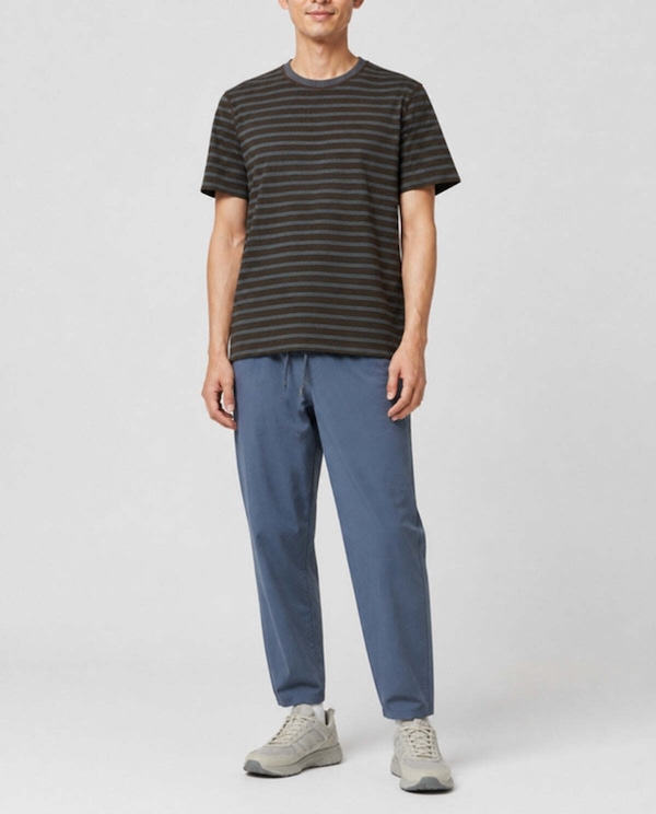 バックメッシュ・アクティブメリノ・Tシャツ Gray×Brown Borderの着用写真