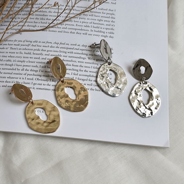 Bumpy Wavy Circle Pierce