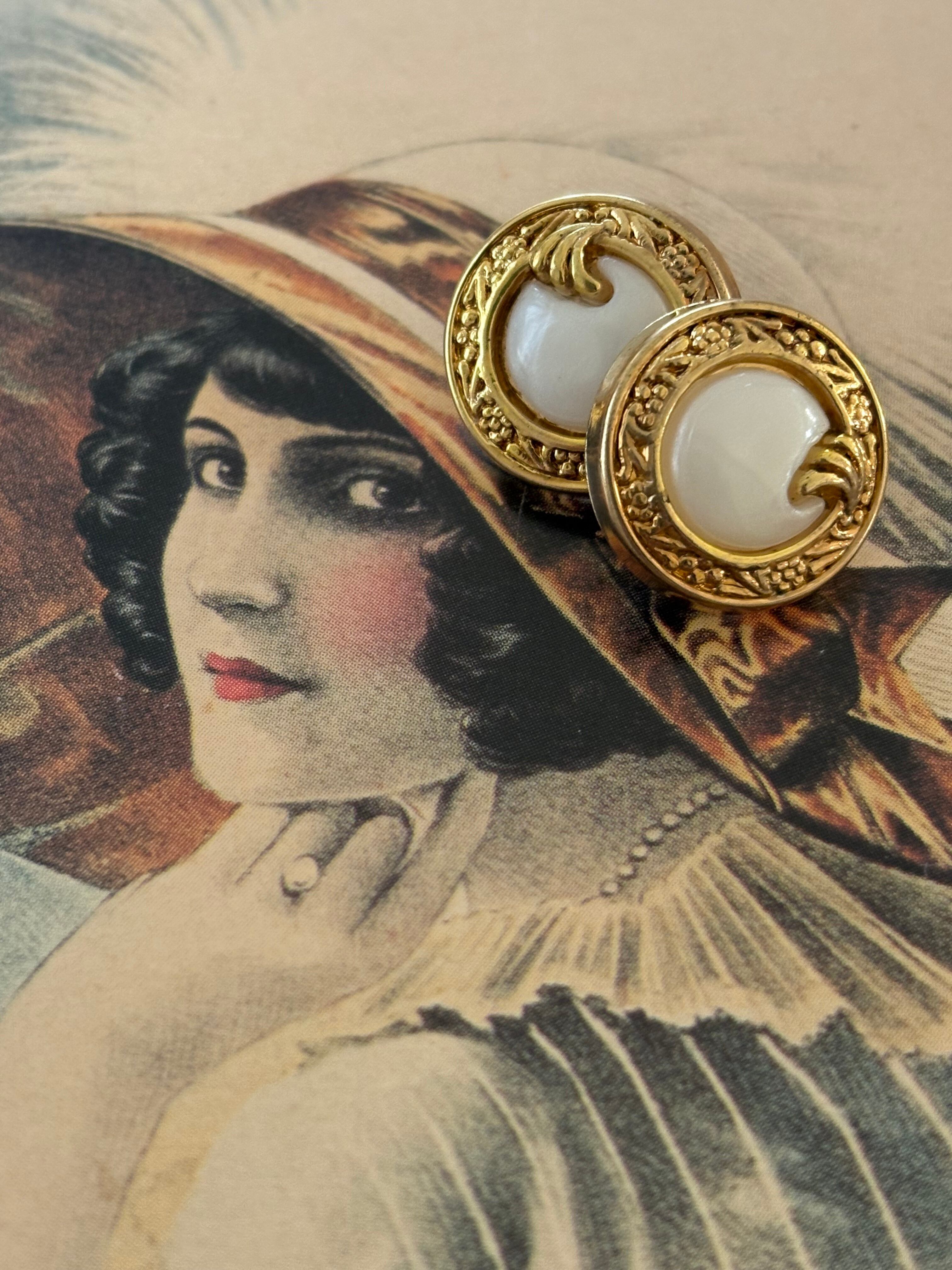 15mm フランス ヴィンテージボタン 1990年代 デッドストック ホワイト×ゴールド プラスチックボタン アクセサリーパーツ