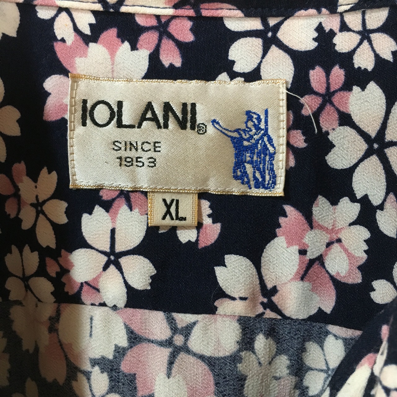 IOLANIイオラニ アロハシャツ レーヨン100% 桜吹雪 柄シャツ 和柄 