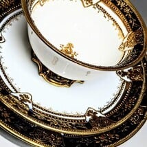 オールドノリタケ銘品!! 金盛上藍帯連鎖装飾紋 キャビネットカップ 
