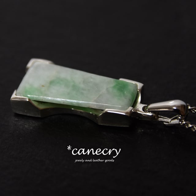 糸魚川翡翠のネックレス | 天然石ジュエリーの Canecry