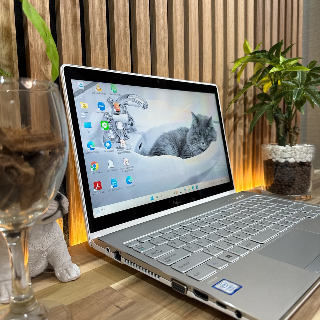 \ 公式ショップ限定価格❣️/ タッチパネル《ハイスペック》LIFEBOOK WS1/D2 最高峰i7 メモリ20GB SSD512GB ノートパソコン 安心サポート&3ヶ月保証付き