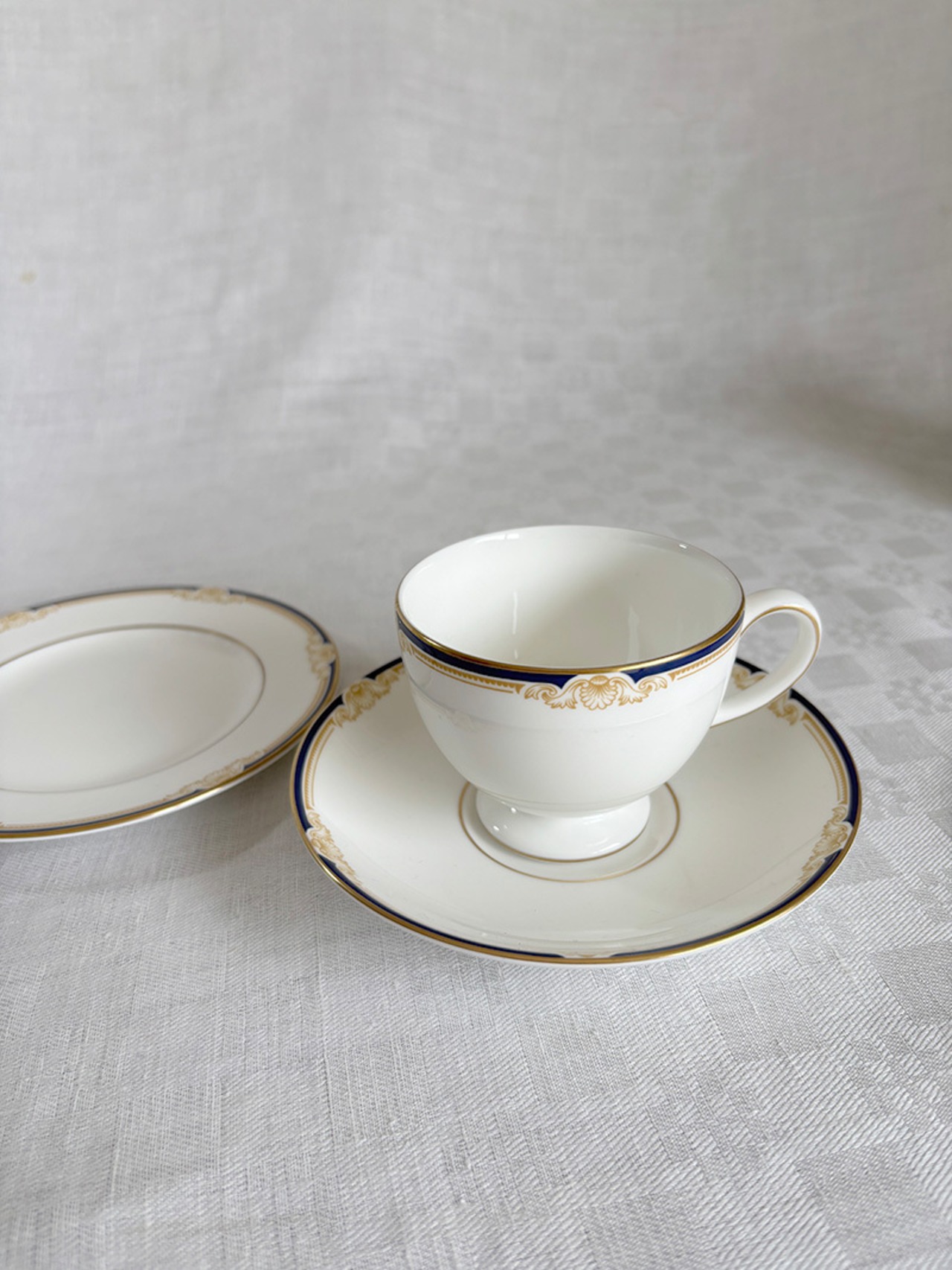 ウェッジウッド　カップソーサー　キャベンディッシュ　黒壺　ティーカップ　コーヒーカップ　Wedgwood CAVENDISH　廃盤モデル　17twc21-4