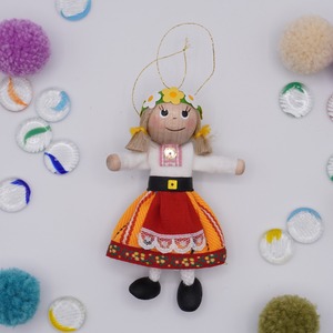 692　エストニア/民族衣装人形　ツリーオーナメント