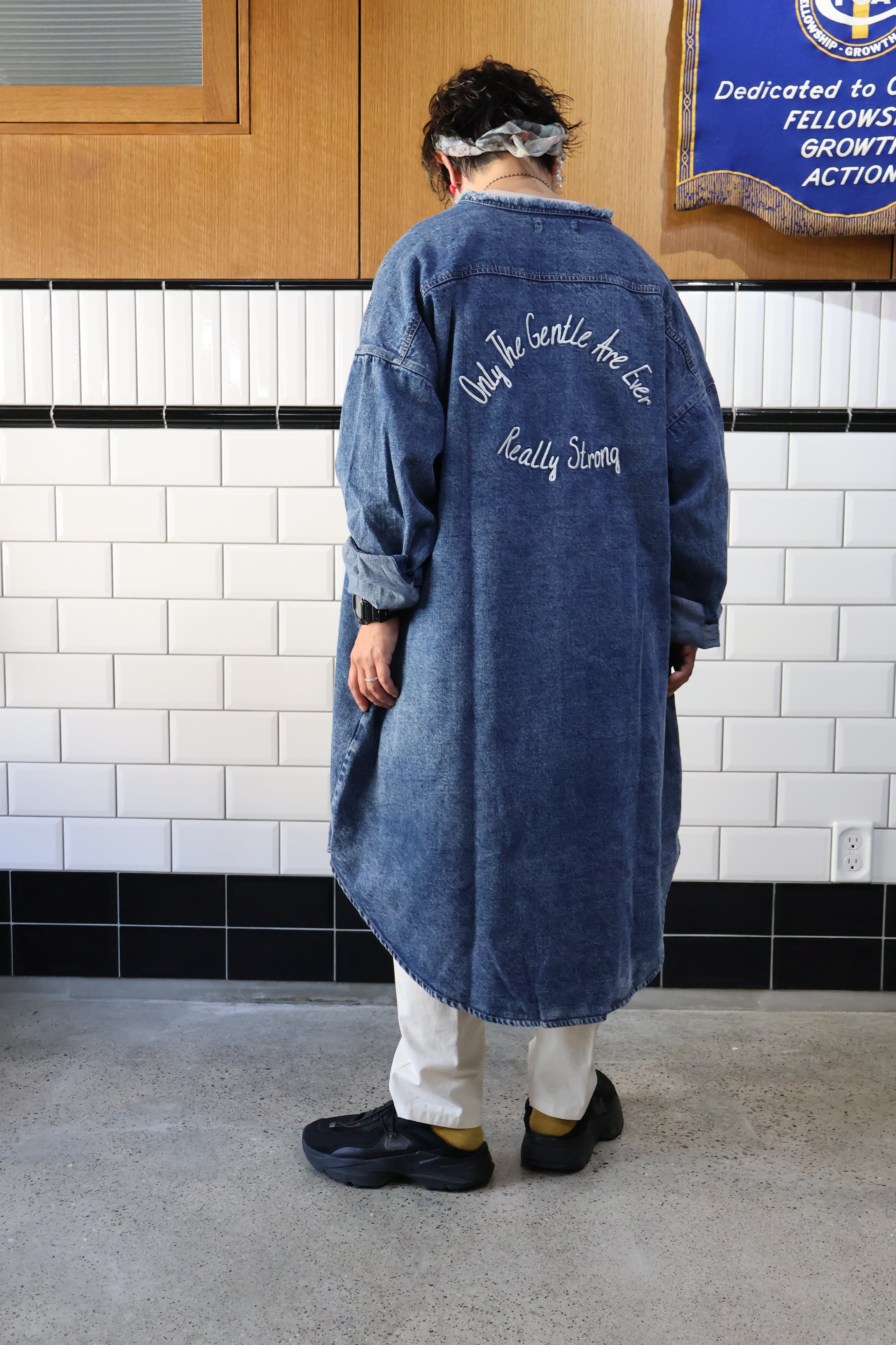 NEW！デニムケミカル加工Back刺繍ロゴワンピース【12505-257-20