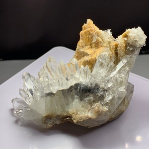 6.庭園の様な水晶クラスター・ハリネズミさん