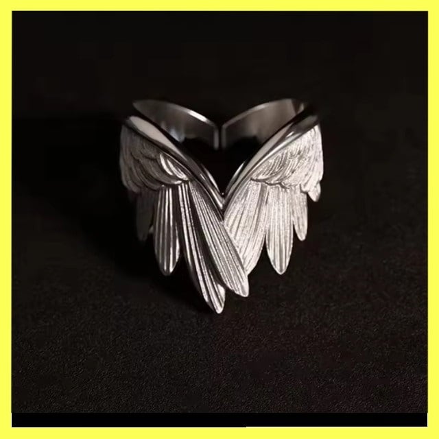 Damage Signet Ring | PAY ID