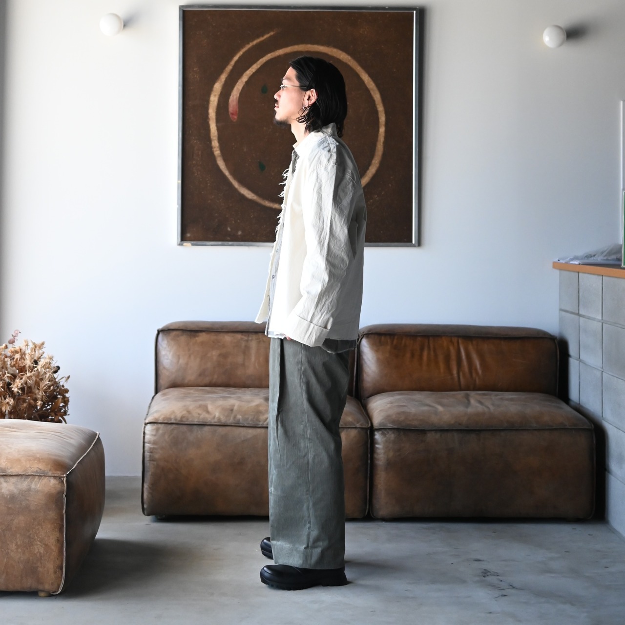 LEH(レー)コーデュロイラップワイドスラックスコーディネート②