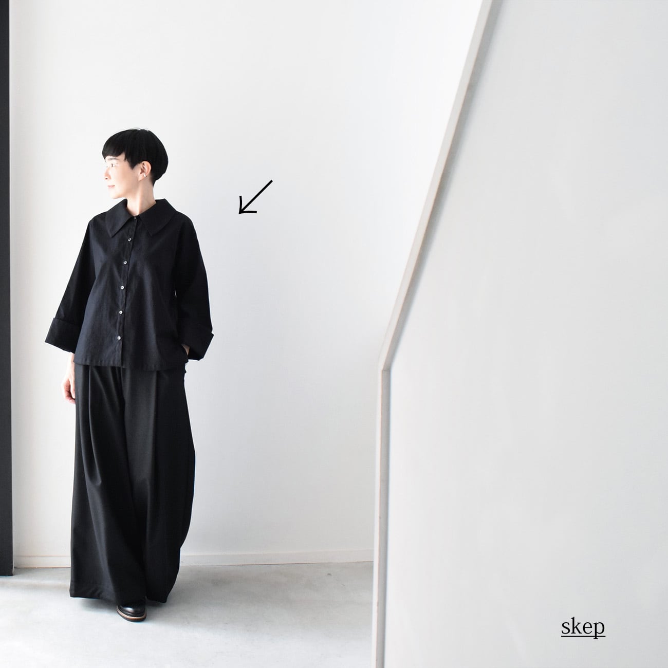 コットン100％ 大襟シャツブラウス：黒［TO19LSBK］ | skep-online shop