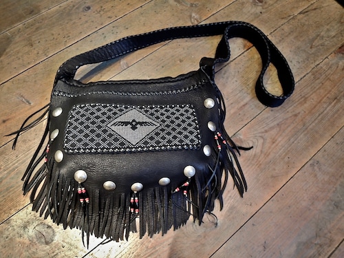 SATANTA サタンタ EAGLE BEADS SHOULDER BAG SBG-013