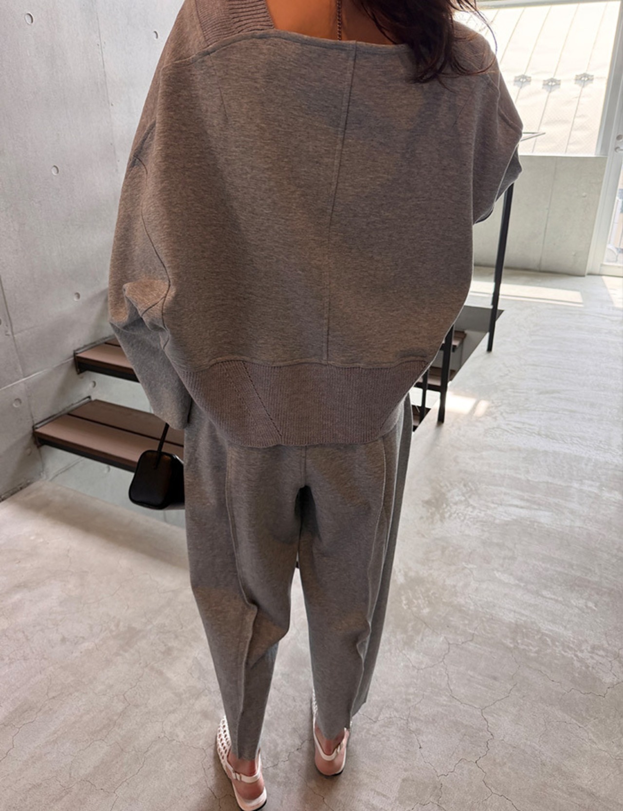 【26ss】V-neck Sweat  & Jogger Pants Set-up_2colors