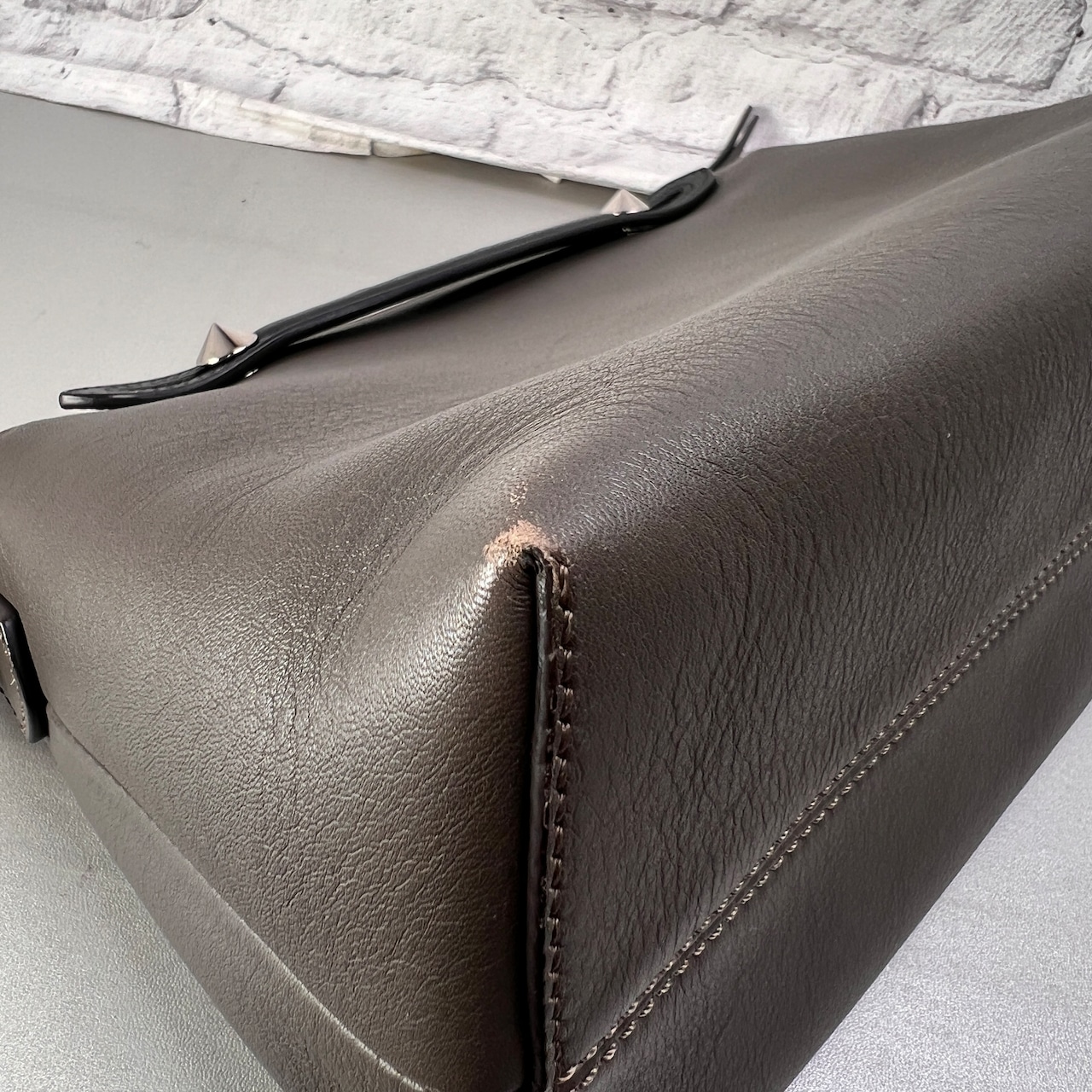 FENDI フェンディ バイザウェイ レザー ハンドバッグ グレー A-13757