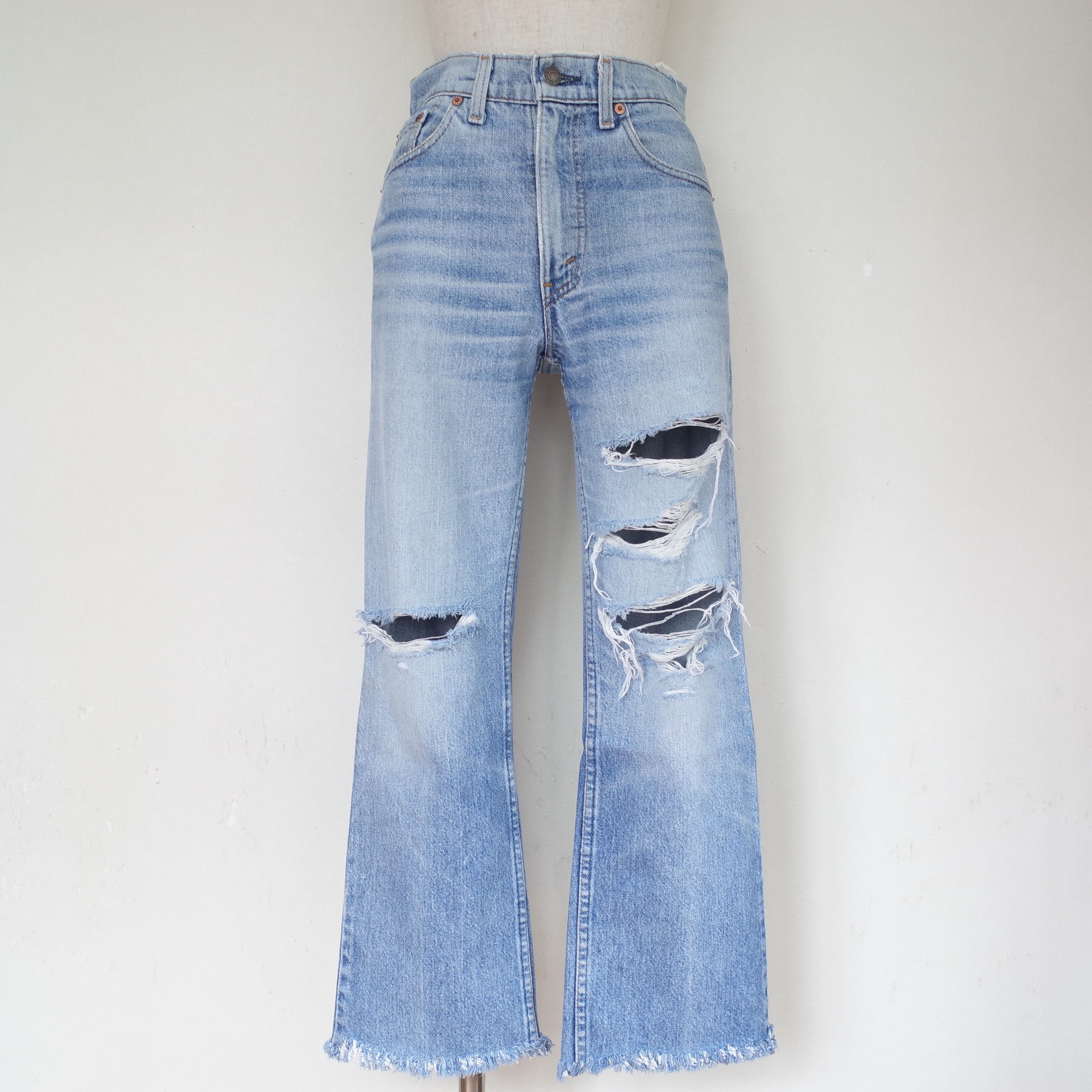 90s Levi's 517 "damage" W29