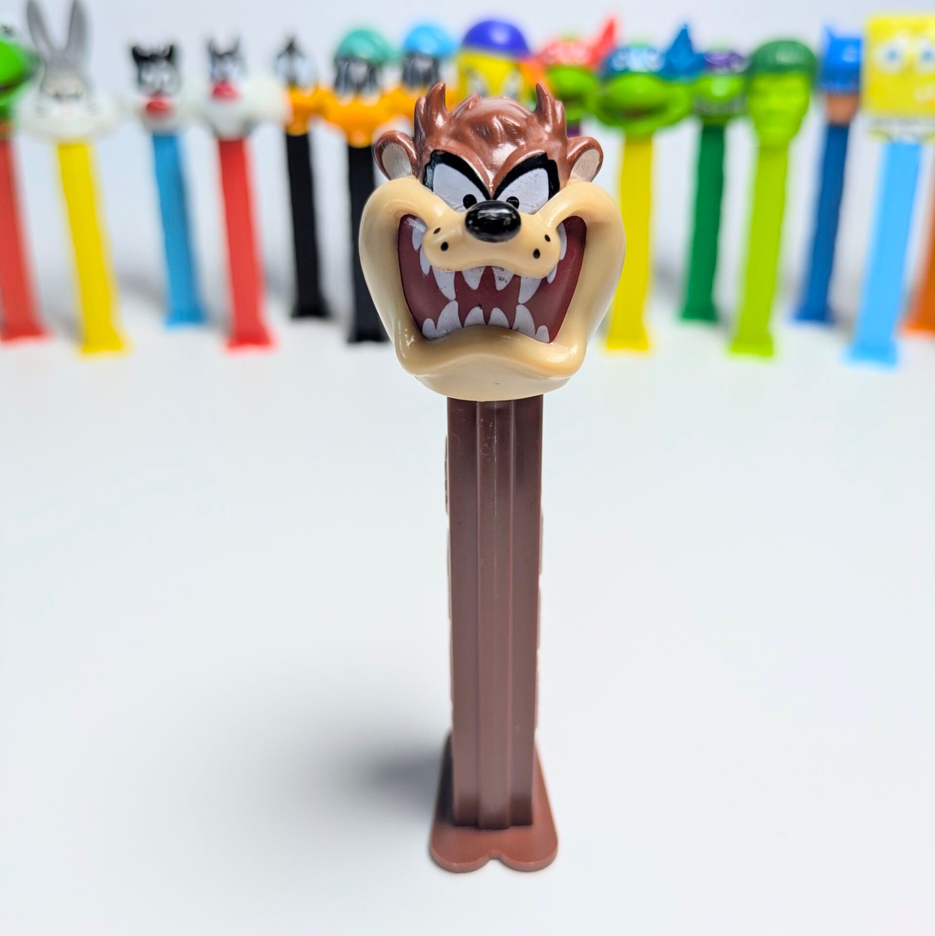 ☆ VINTAGE1995 ☆【 Looney Tunes ( ルーニー・テューンズ )  】『 タズマニアン・デビル / TAZ 』PEZ / ペッツ CANDY&DISPENSER / ヨーロッパPEZ（ハンガリー） 〚アメリカン雑貨 アメトイ〛