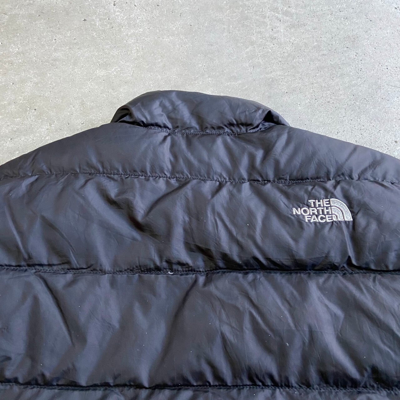 THE NORTH FACE ノースフェイス　キッズ　ダウン　10-12