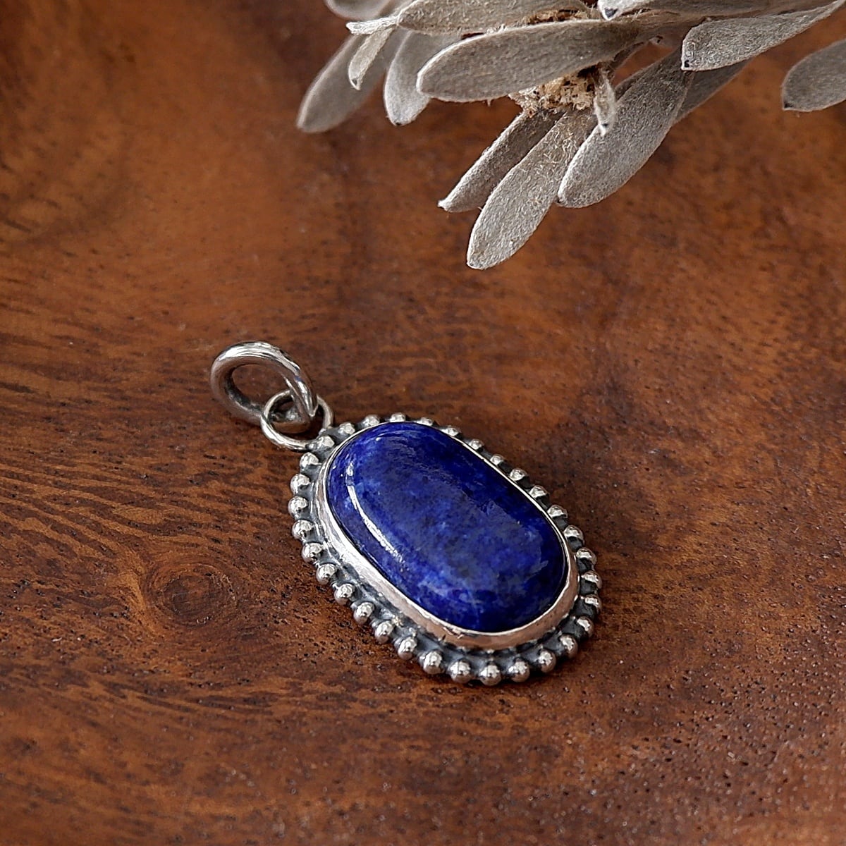 幸運の石～ラピスの粒飾りペンダント 天然石アクセサリー 一点物