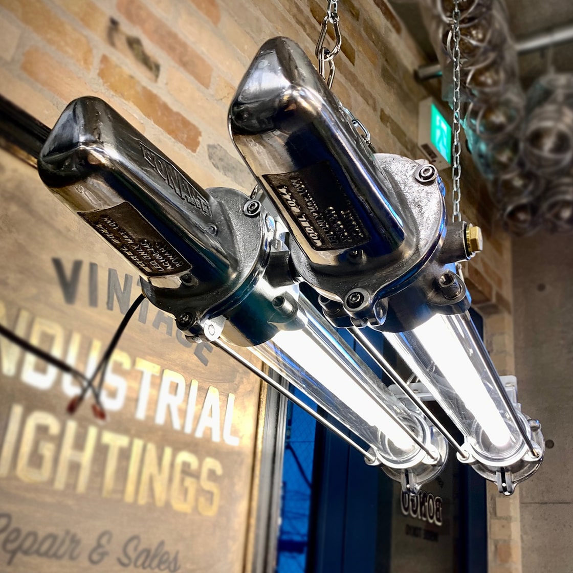 クリップライト E26 ブラック LTC-N126AW-K 06-0834 OHM オーム電機 1 Amazon | クリップ