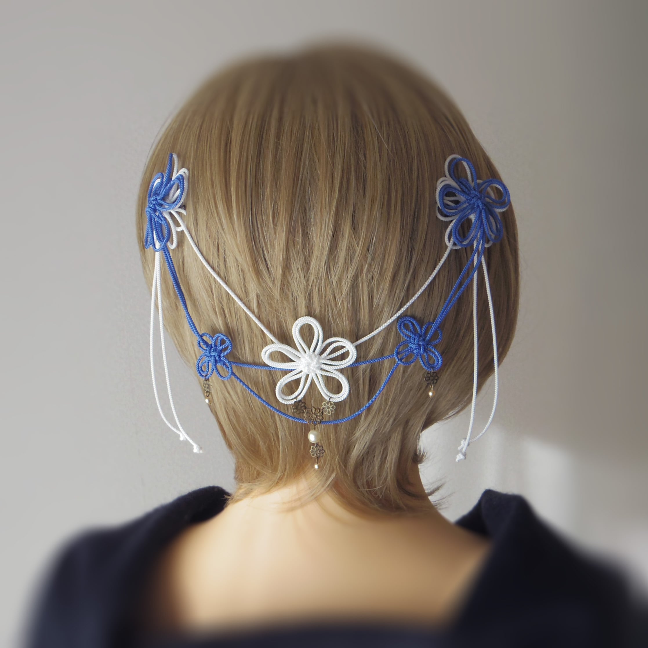 【新作】ヘアコーム「みちゆきて冰」(白×薄青)