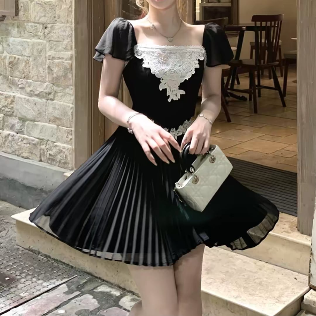 Pleated dress 2608041