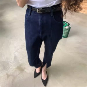 【送料無料】 デニムパンツ ボトム ロング ポケット ハイウエスト ブルーデニム かわいい 大人可愛い 大人女子 綺麗 シンプル カジュアル 大人 上品 おしゃれ お洒落 こなれ感 ラフ コンサバ 着痩せ レディライク 無地 春 秋 20代 30代 40代 レディース 女性 授業参観 デート お出かけ 女子会 お呼ばれ 休日 お茶会 アウトドア 着回し 普段使い オルチャン 韓国系 ファッション コーデ スタイル 楽ちん 体型カバー プチプラ 定番 デイリーユース ブルー 大人カラー