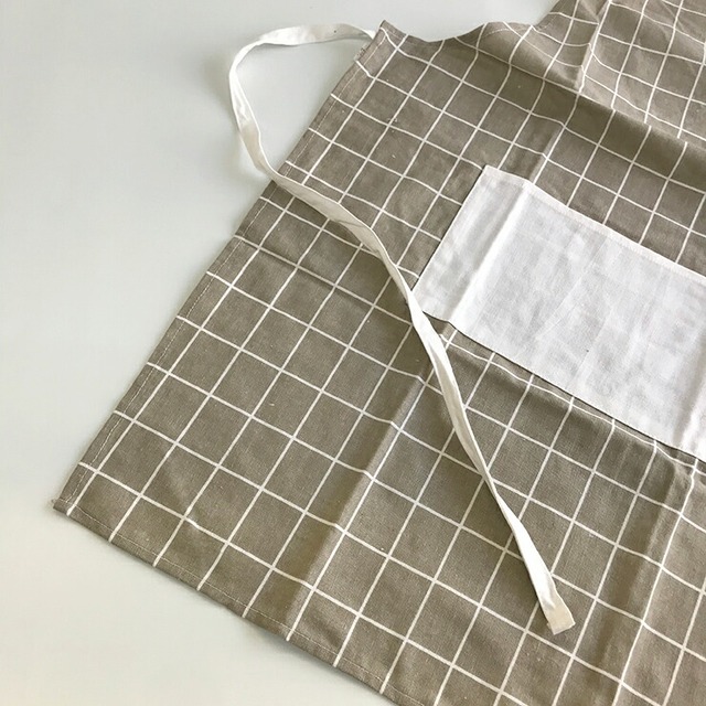 エプロン 選べる5種類 モノトーン チェック トライアングル おしゃれ ママ キッズ 調理 北欧 シンプル 親子 お揃い Emilystyle エミリースタイル Emilystyle エミリースタイル ペットグッズ かわいい雑貨のお店