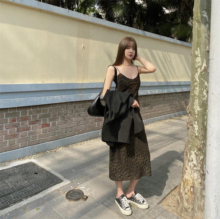 1枚で簡単 楽かわコーデの完成 新品 セクシー ヒョウ柄 スリング 気質 スリム ロングスカート