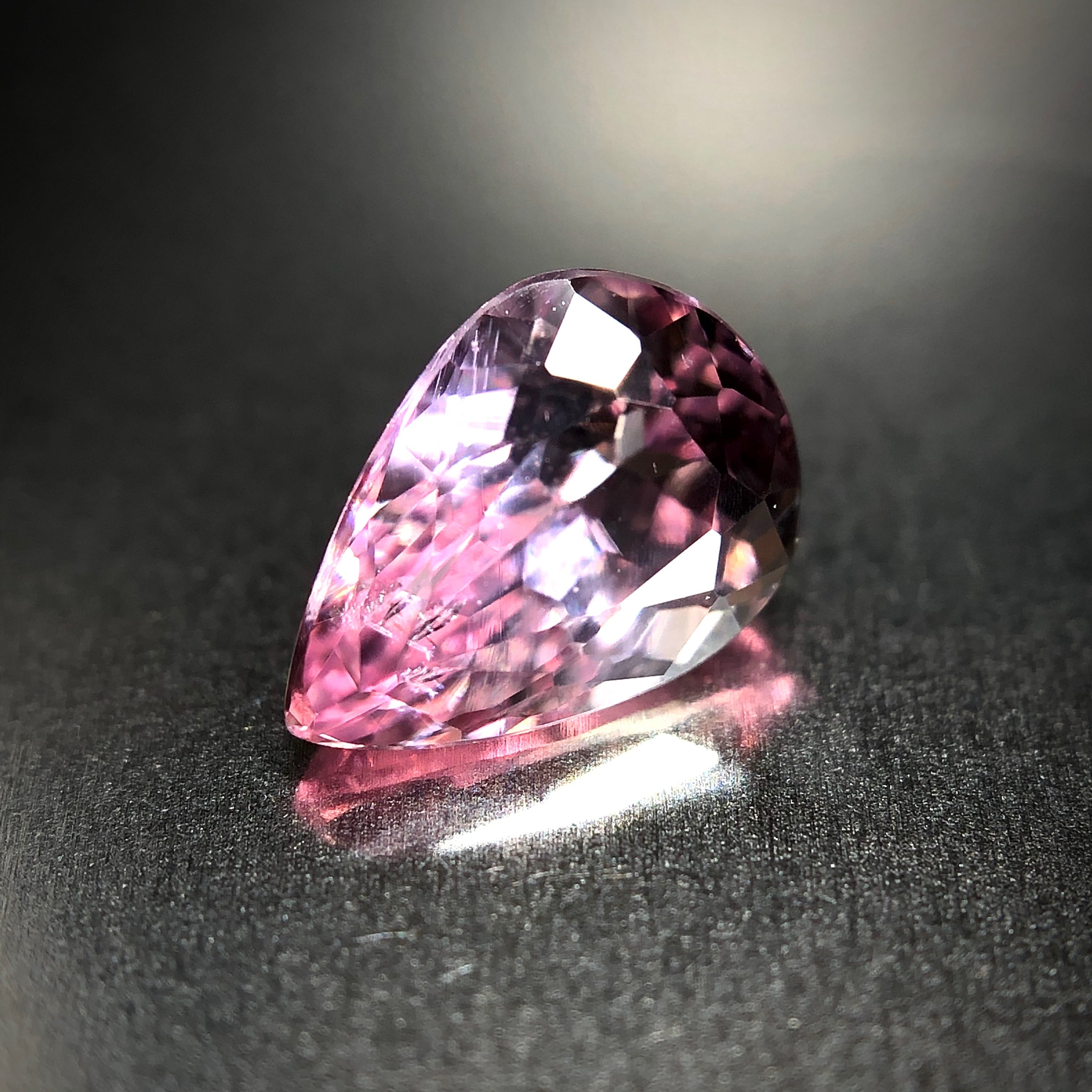 高貴なピンクシェリーカラー 1.0ct 天然 インペリアルトパーズ | Frederick’s Gems&Jewelry powered by BASE