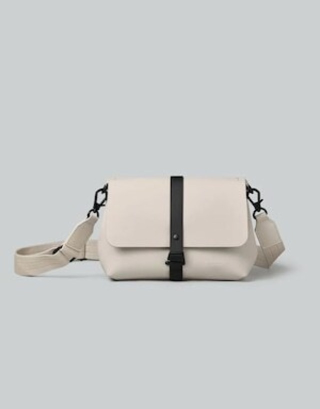 ガストンルーガ(GASTON LUGA) スプラッシュクロスボディバッグ(SPLÄSH CROSSBODY BAG)