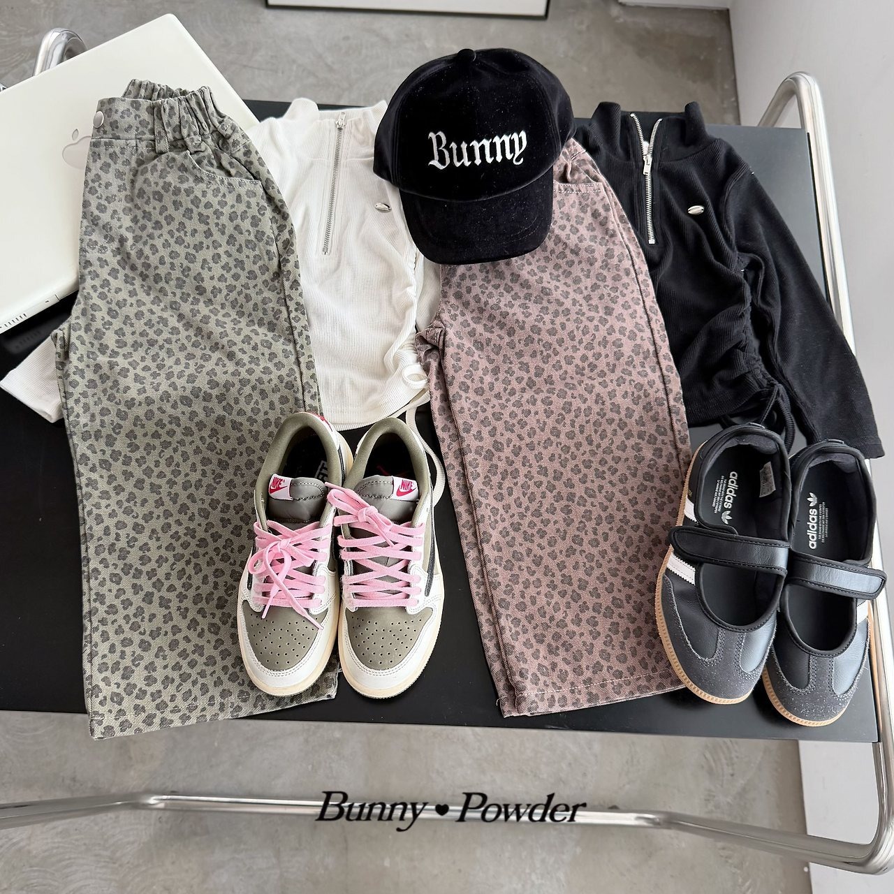 ivory S［即納］ any half zipup tee 26autumn/ bunny powder