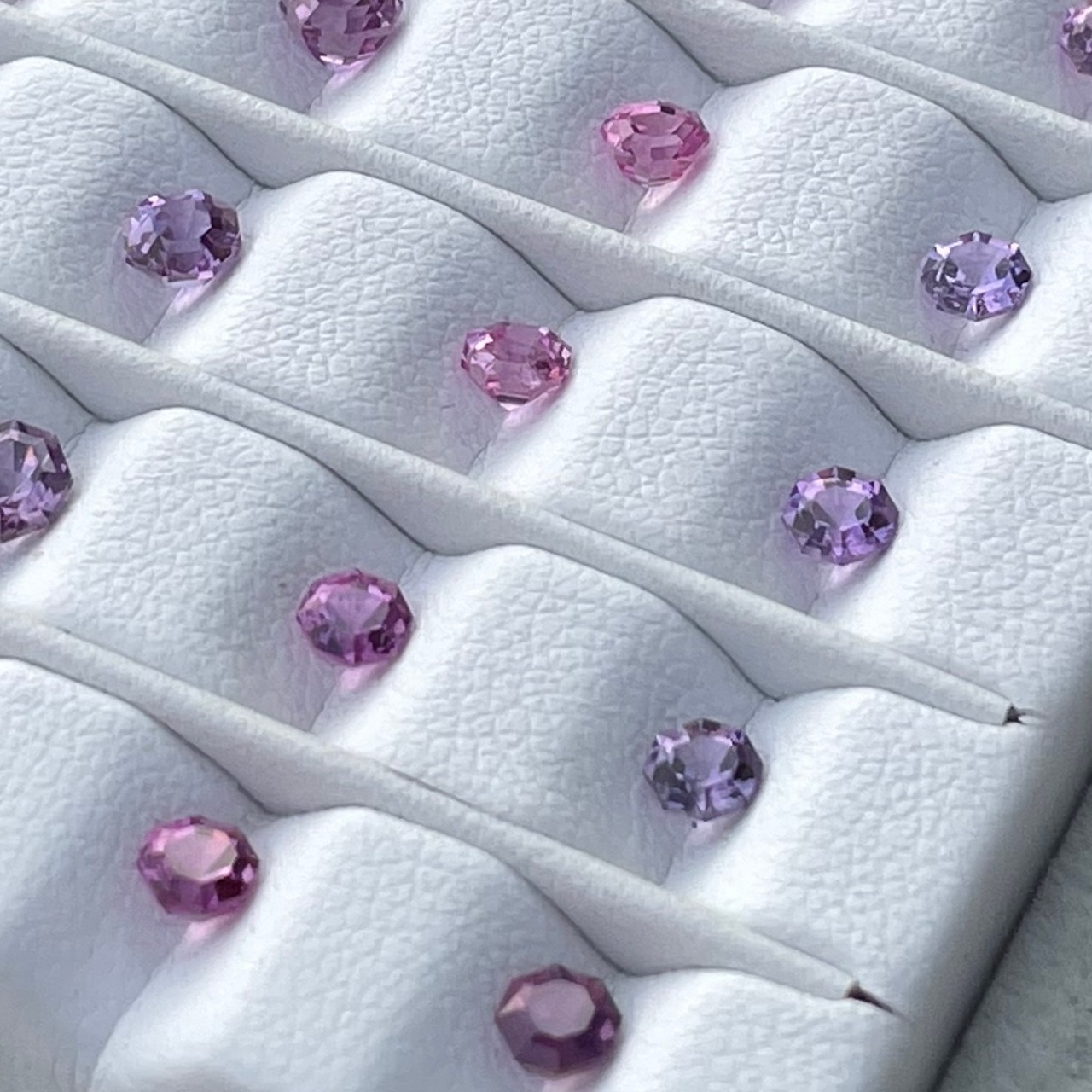 【④⑨】非加熱サファイア オクタゴンカット 約3.5mm, マダガスカル産