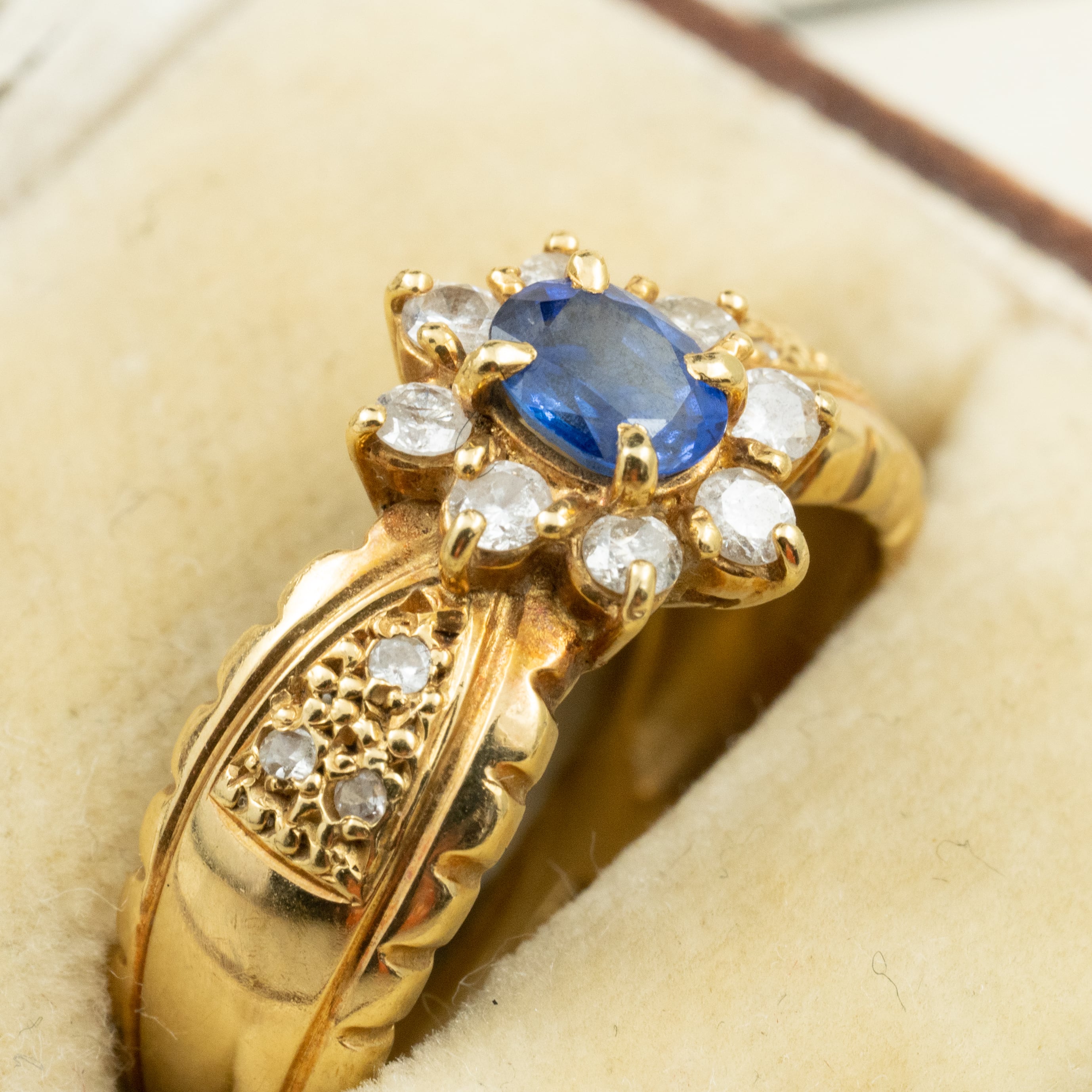 K18 サファイア0.40ct × ダイヤモンド0.43ct リング 〜気品